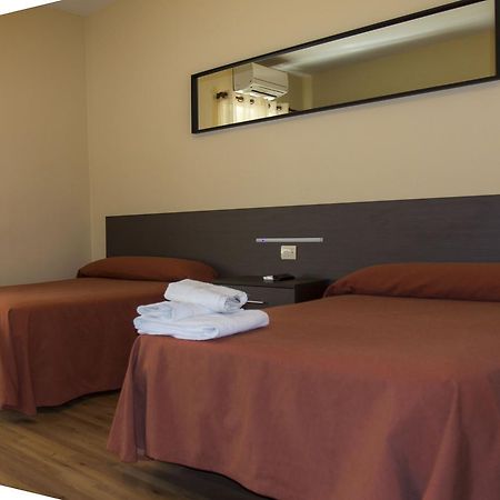 Hostal Restaurante Maria Victoria La Mudarra Exteriér fotografie